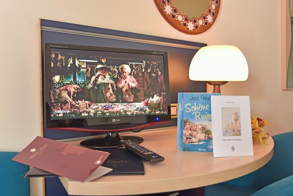 Hotel Santa Lucia Минори Экстерьер фото